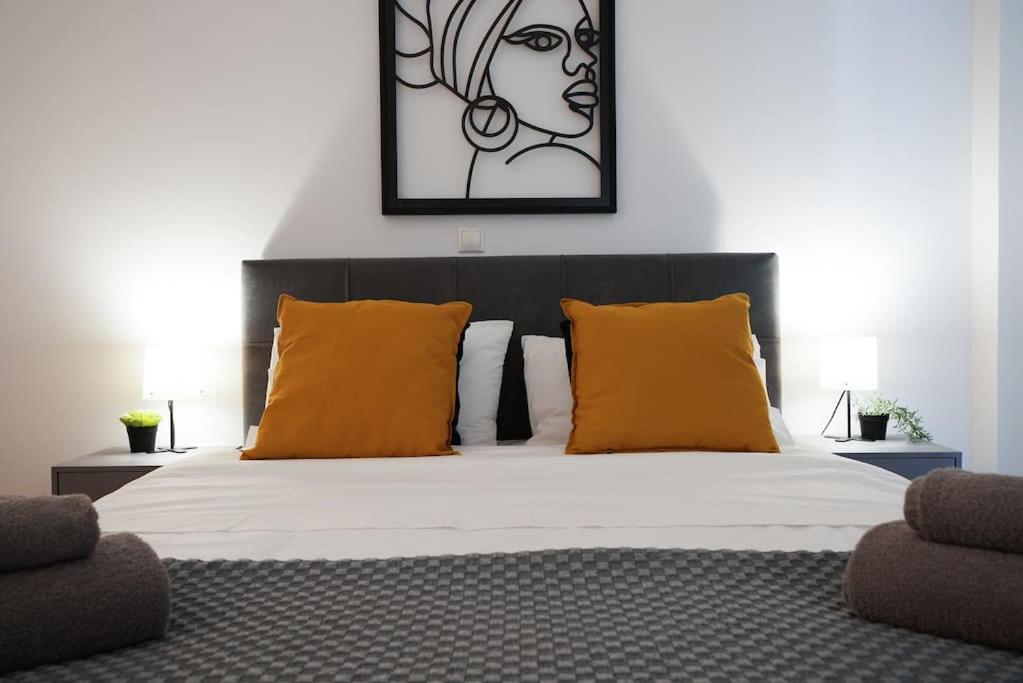 Syntagma Square, 70Sqm Pentelis Sunny Apartment Athens Exterior photo