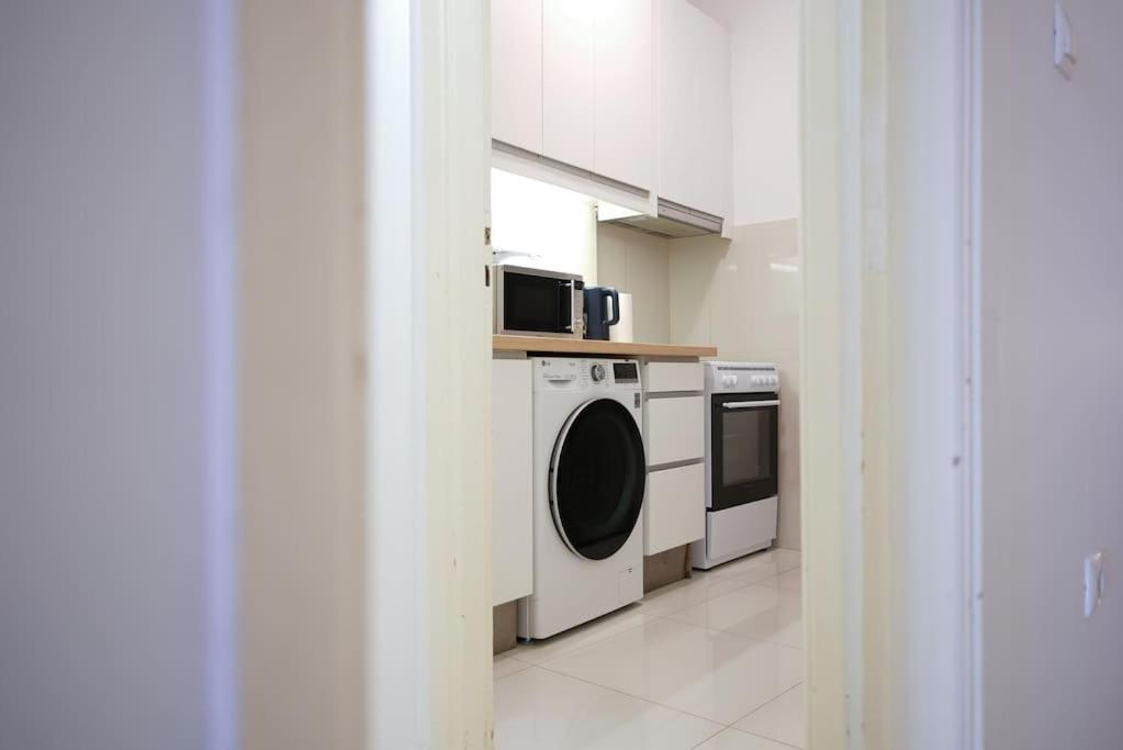 Syntagma Square, 70Sqm Pentelis Sunny Apartment Athens Exterior photo