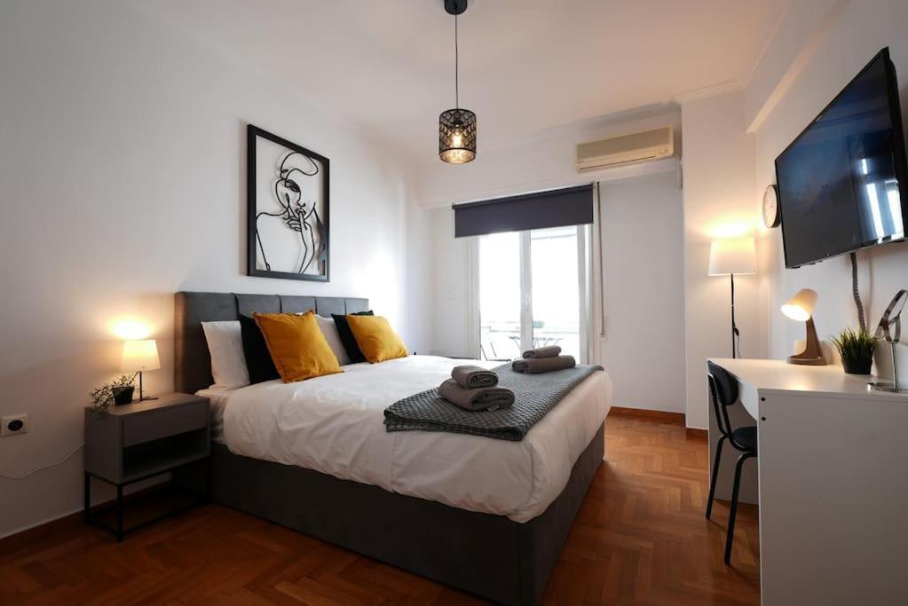 Syntagma Square, 70Sqm Pentelis Sunny Apartment Athens Exterior photo